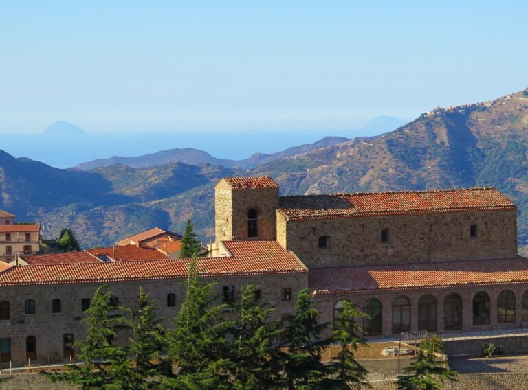 Si presenta il volume curato da Giuseppe Antista dedicato al convento degli Agostiniani di Geraci Siculo