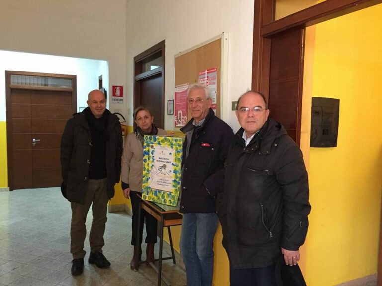 Raccolta di occhiali usati promossa dal Lions Club Cefalù