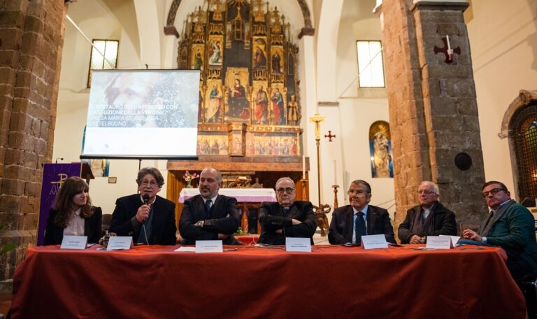 Restaurato affresco del 1600 sulla facciata dell’antica Chiesa madre di Castelbuono. I lavori finanziati dall’azienda dolciaria Fiasconaro