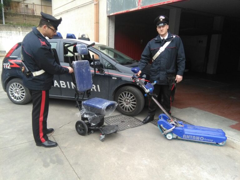 Carabinieri recuperano due montascale per trasporto disabili rubate sette mesi fa. Denunciato un 61enne per ricettazione