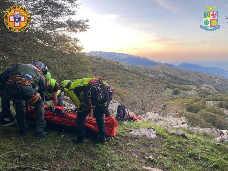 Madonie, intervento per un escursionista di Castelbuono infortunato a Pizzo Catarineci