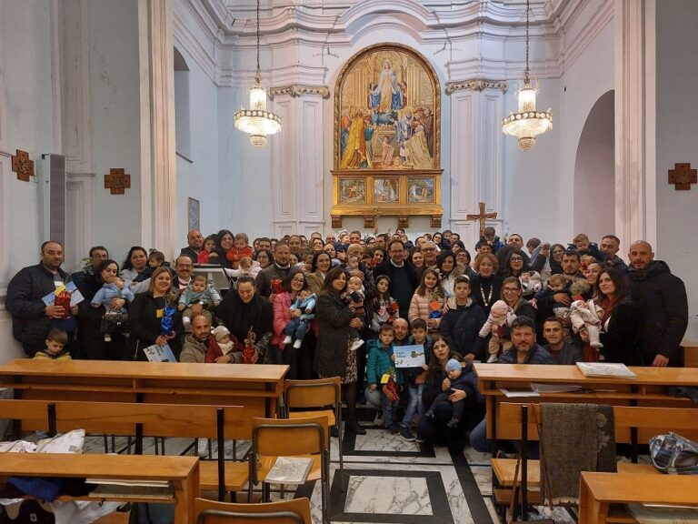 Gangi, consegnati 40 alberi per i nuovi nati