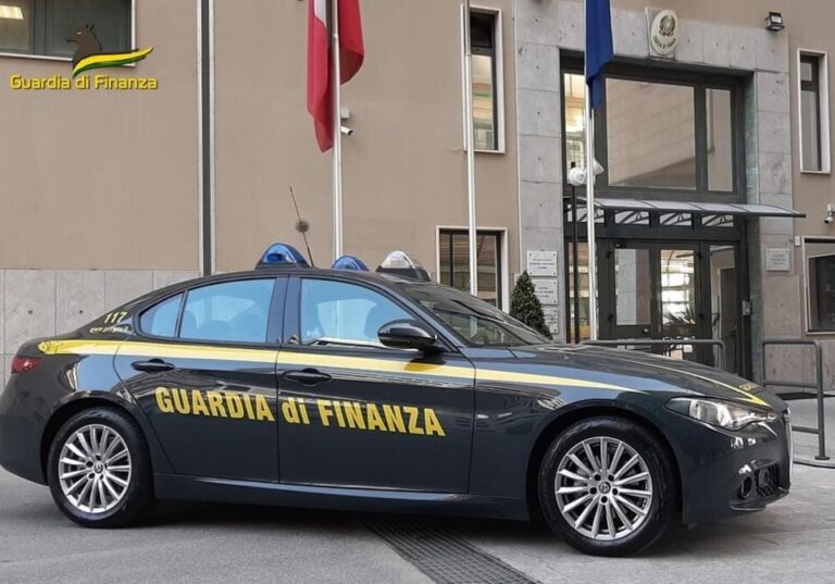 Cefalù, sequestrati dalla Guardia di Finanza 103 bombole di gpl