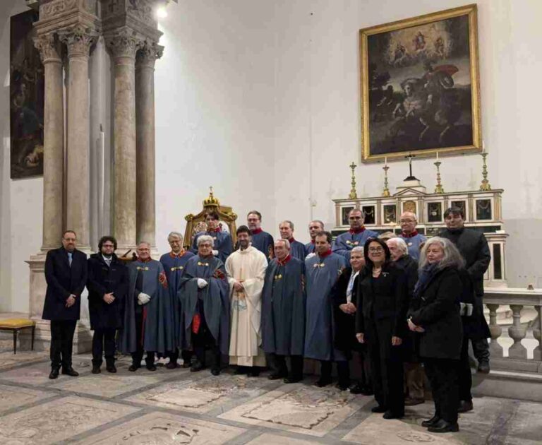 La delegazione del Sacro Militare Ordine Costantiniano di San Giorgio ha celebrato la Santa Messa in occasione della XXXIII Giornata Mondiale del Malato